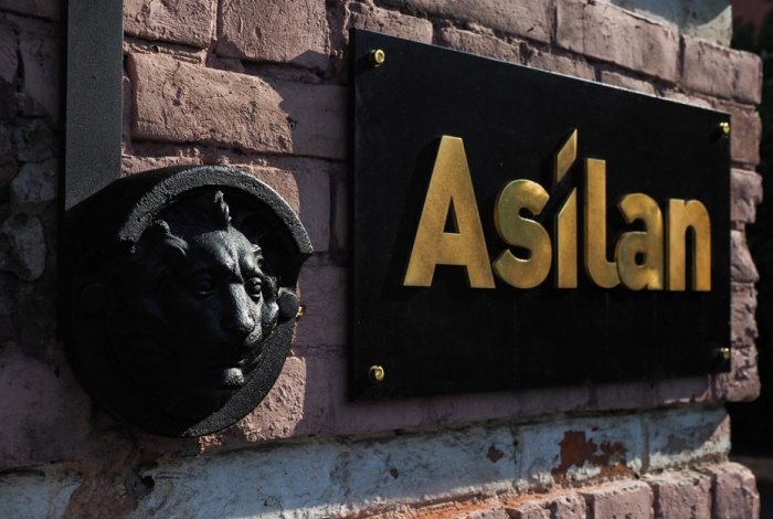 Сервер виртуализации: создание множества виртуальных машин на одном физическом сервере